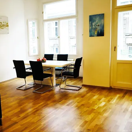 Apartamento Old Town Square Superior - Valentin