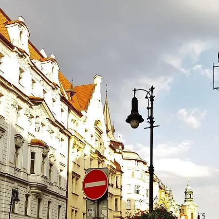 Daire Old Town Square Superior - Valentin *